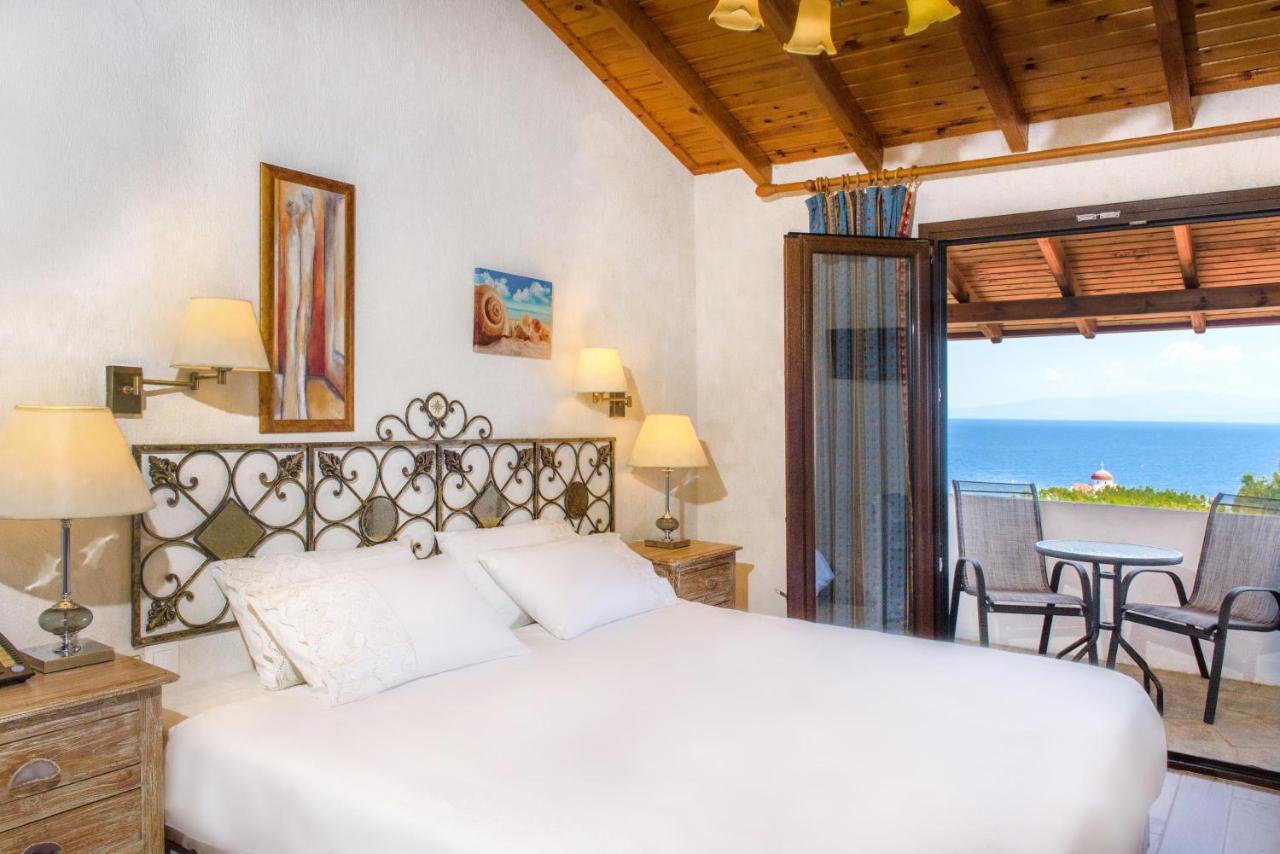 Leandros Hotel Неа-Рода Экстерьер фото