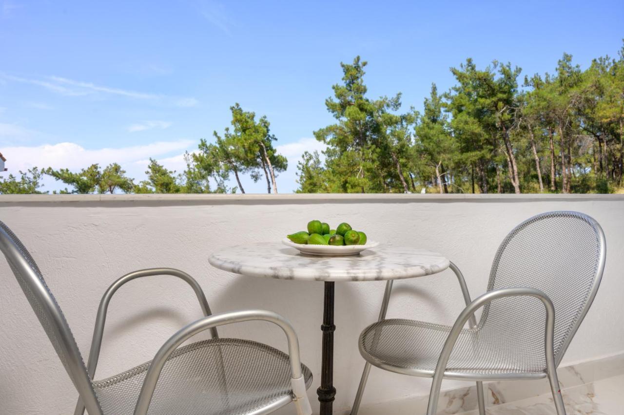 Leandros Hotel Неа-Рода Экстерьер фото
